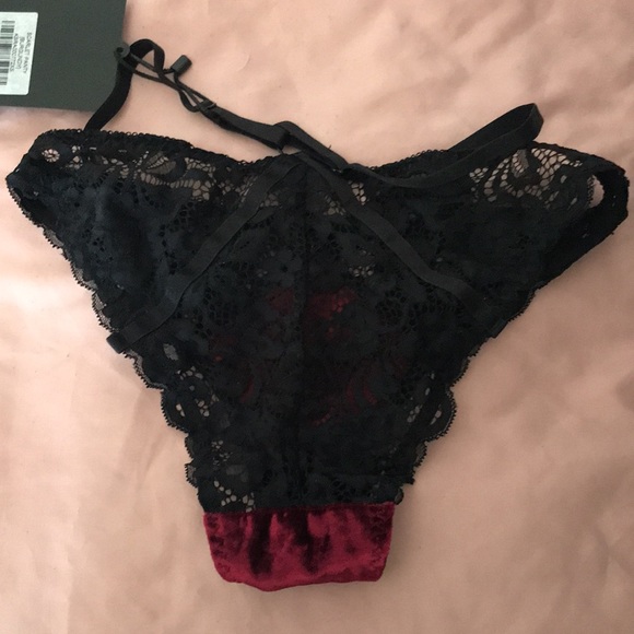 Kill star lingerie set. - Picture 3 of 9